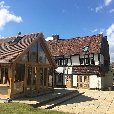 Heathrow Cottages Staines-upon-Thames Exteriér fotografie